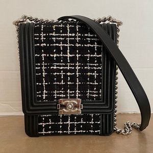 CHANEL Tweed Woven Vertical Boy Flap Bag
